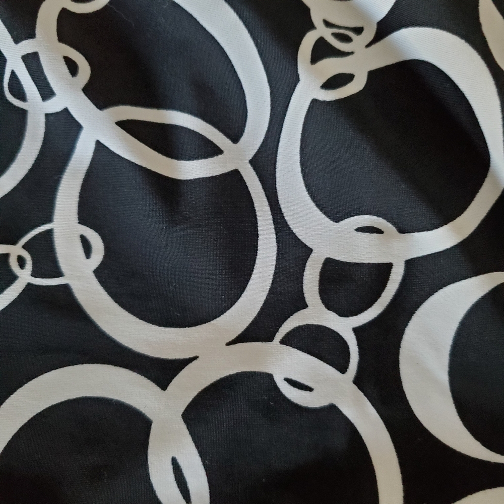Black and white tankini set - Picture 4 of 14
